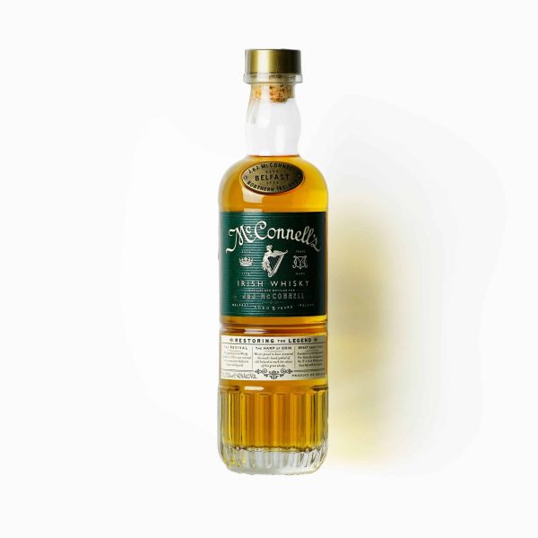 Whisky-ul irlandez McCONNELL'S 5 ani este un amestec de whisky irlandez de malt si de cereale maturat timp de 5 ani. - Welovedrinks.ro Romania